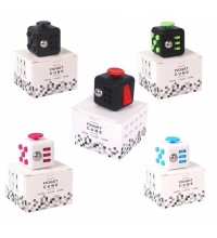 FINGER FIDGET CUBE SENSORY FIDGET TOY IN BOX